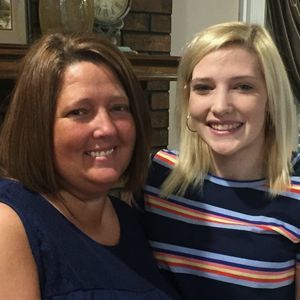 Meet your Posher, Lori